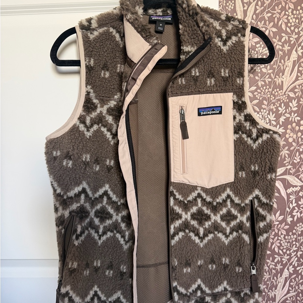 Patagonia Brown and Cream Patterned Fleece Vest